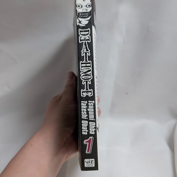 3 for $30 Death Note #1 (VIZ Media September 2005) - Picture 2 of 5